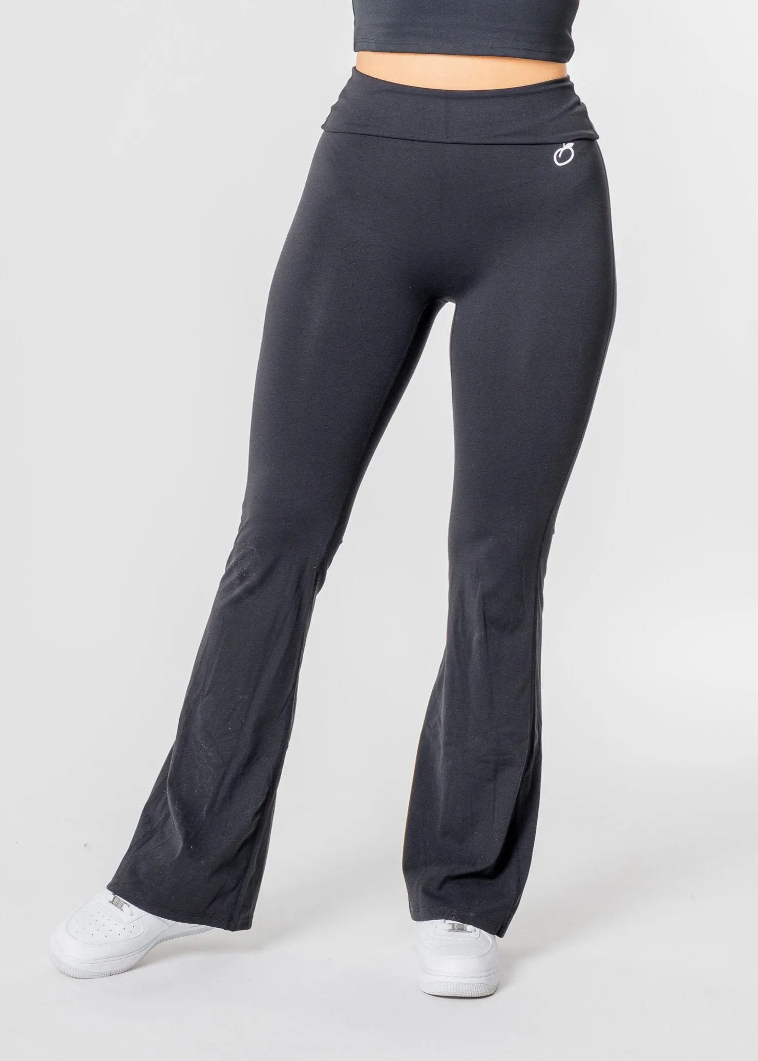 EUPHORIA Flared Leggings