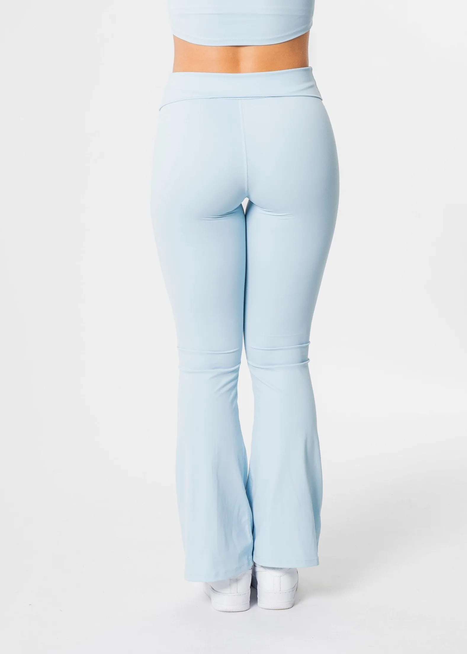 EUPHORIA Flared Leggings