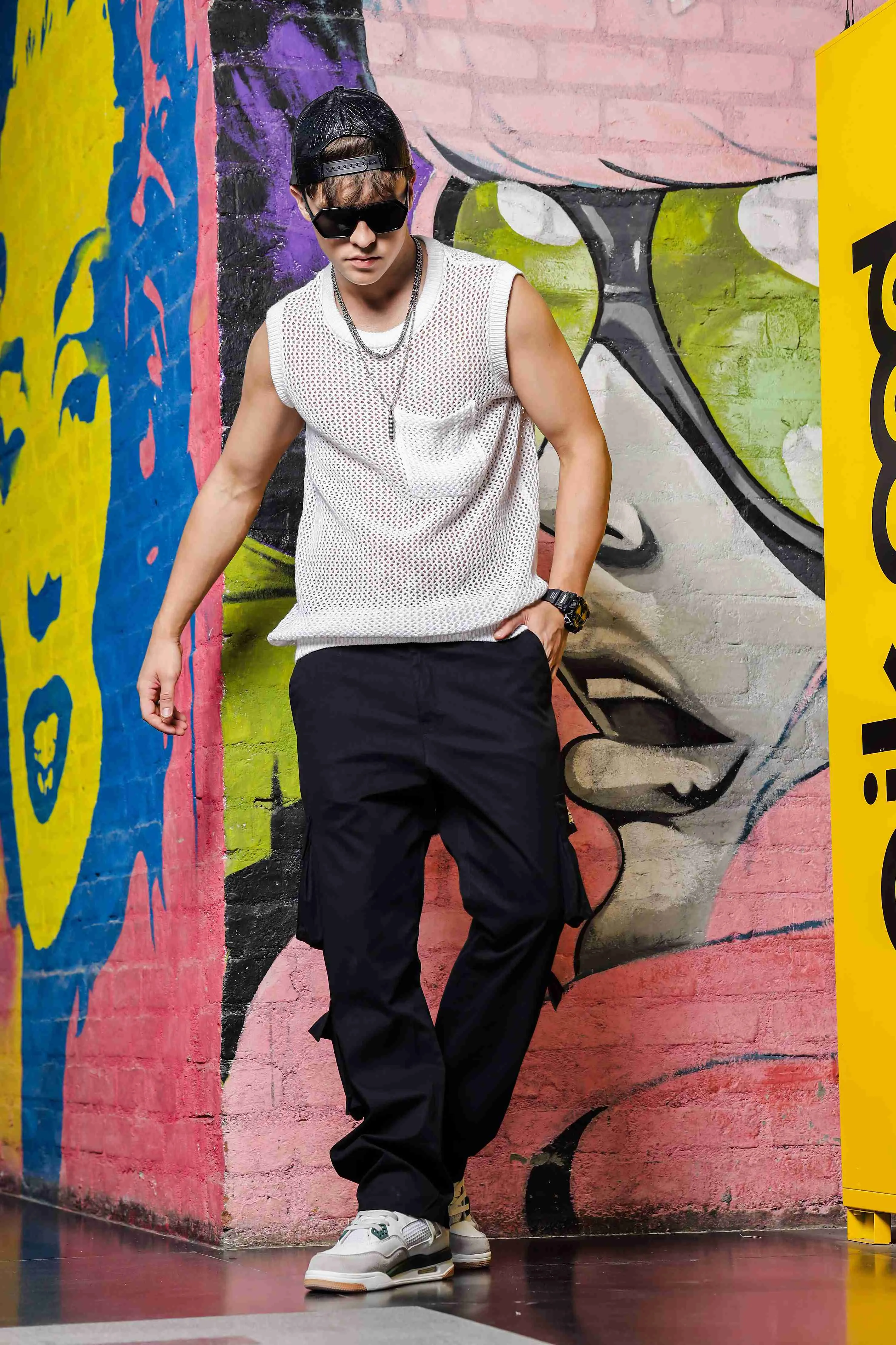 Unisex Baggy Fit Black 8-Pocket Cargo Trousers